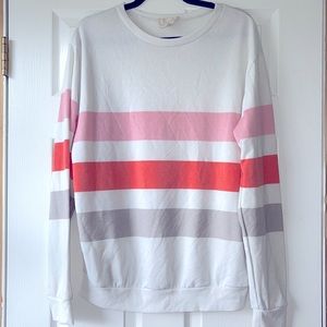 Vici Shirt Size Small (oversized)